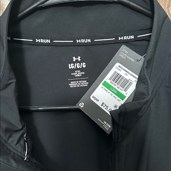 Under Armour Storm Up the Pace Performance Running Vest Black - Men’s LARGE NWT - Picture 6 of 8